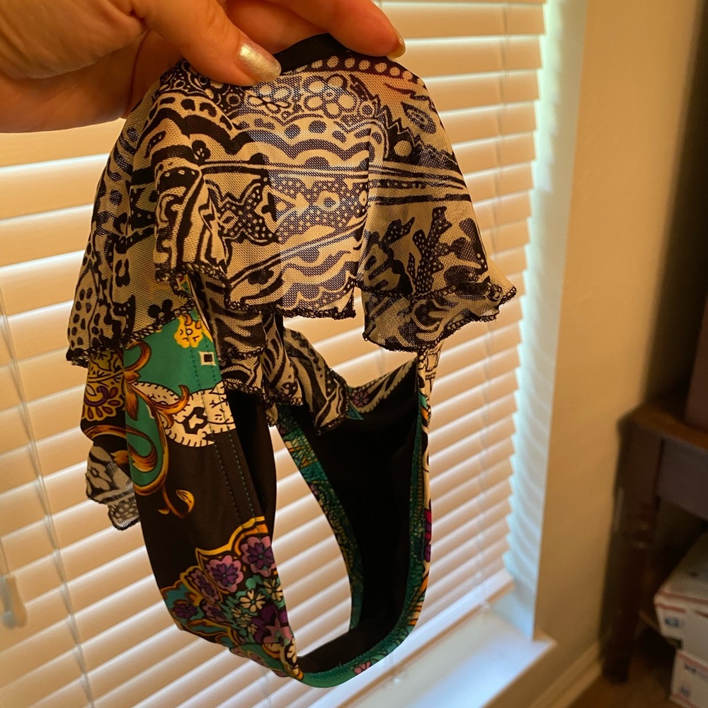 Victoria Secret Paisley Bikini - Picture 4 of 5